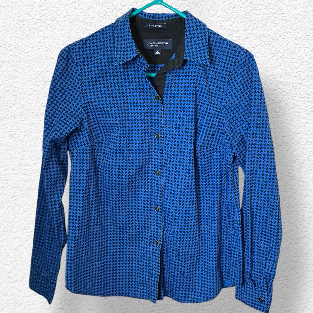 10/$35-𝐉𝐎𝐍𝐄𝐒 𝐍𝐄𝐖 𝐘𝐎𝐑𝐊 𝐒𝐓𝐑𝐄𝐓𝐂𝐇 𝐁𝐔𝐓𝐓𝐎𝐍 𝐃𝐎𝐖𝐍 𝐒𝐇𝐈𝐑𝐓 - Picture 1 of 4